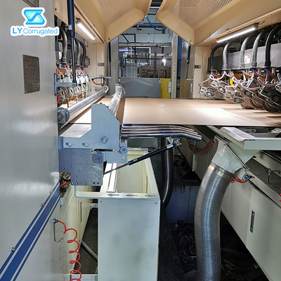 Sistem Kontrol Ketegangan Web Slitter Scorer 1800mm Ukuran Web Karton