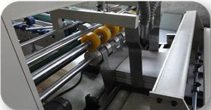 380V Top Folding Gluing Machine Counter Ejector Untuk Kemasan Karton Karton
